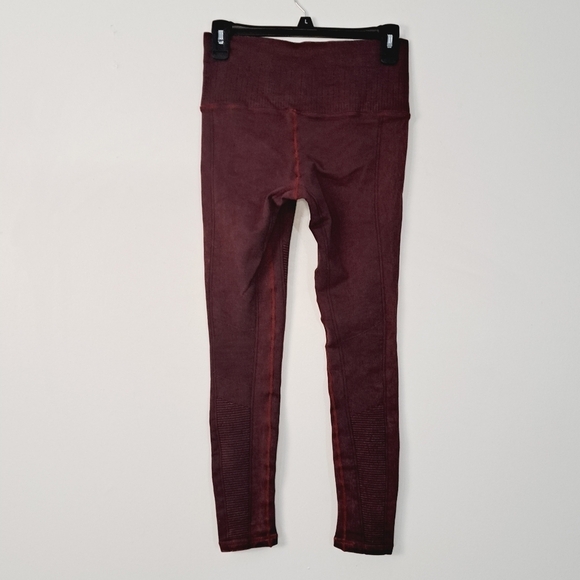Avocado Vintage Phoenix‎ Fire Moto Leggings in Burgundy - Picture 2 of 7